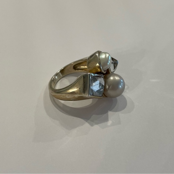 Cubic Zirconia and Simulated Pearl Abstract Cocktail Ring Size 7 Cluster - Picture 8 of 11